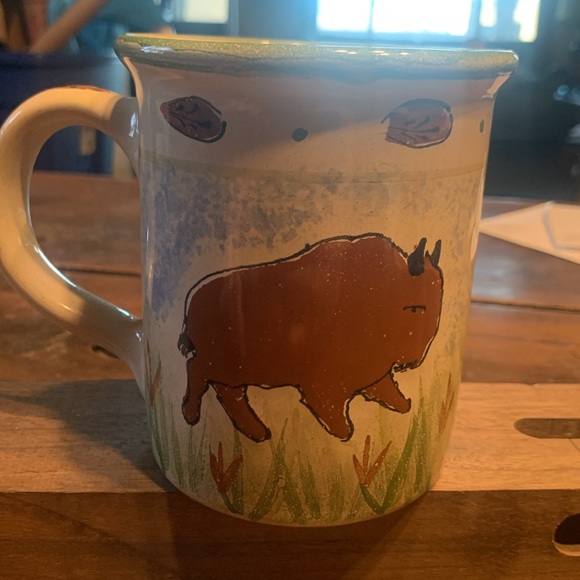 BUFFALO BISON CERAMIC POTTERY MADE IN HUNGARY SIGNED - Picture 3 of 11